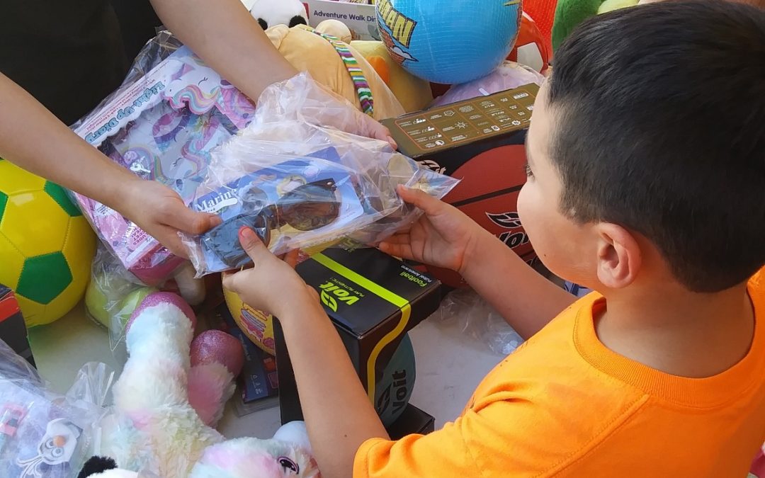 DECEMBER 14 – ROCK FOUNDATION delivers gifts to kids in an orphanage at Cocula Mexico.